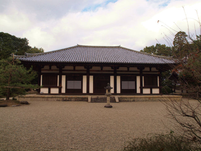国宝　秋篠寺　本堂