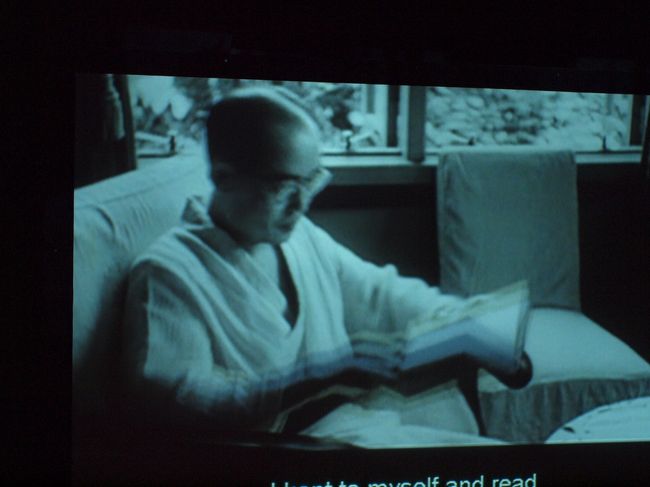 ふらふら歩いていたら見つけた、ノーベル博物館。そうだった！ノーベル賞の授賞式はストックホルムで行われるのであった。日本人最初のノベール賞受賞者、物理学の湯川秀樹博士の紹介フィルムが上映されていたりする。