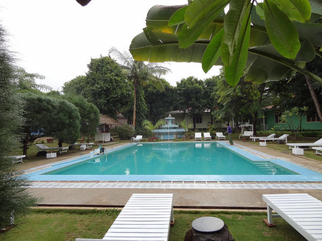 寒いのでプールに入ってる人は1度も見ませんでした。