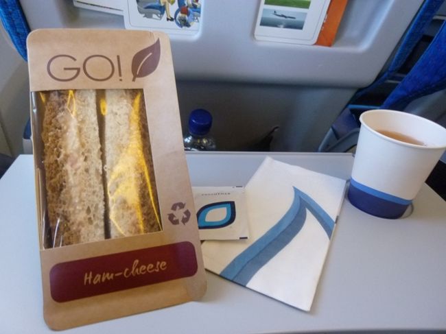 機内食のサンドイッチ