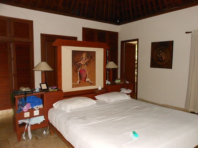 ２号室内部、１号室はツインベッドでした。