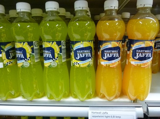 フィンランドメーカーの炭酸飲料『JAFFA』<br />去年の夏に、友達がおみやげでくれたゆず味がおいしかったので、滞在中の飲み物として購入。
