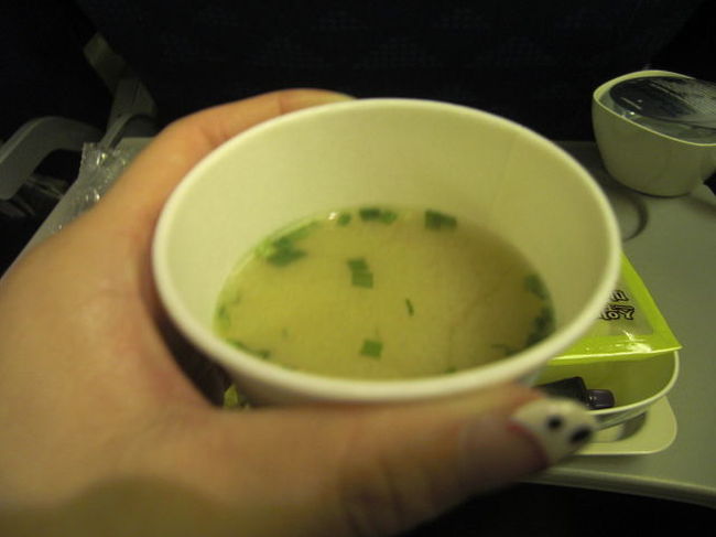 お土産店を立ち寄って出国！！<br />復路は仁川発KE751便にて帰国！！