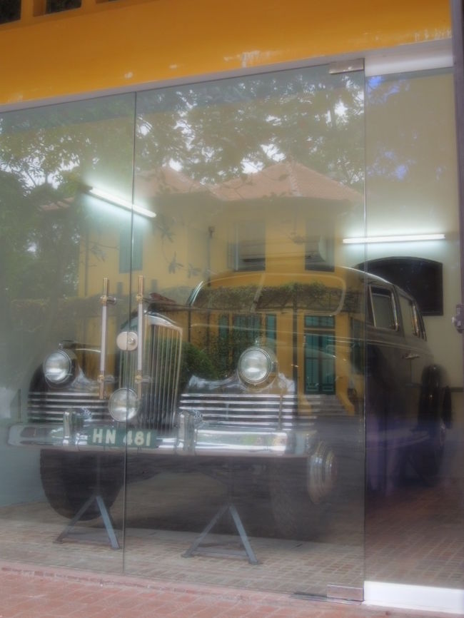 ホーチミンさんに送られた車