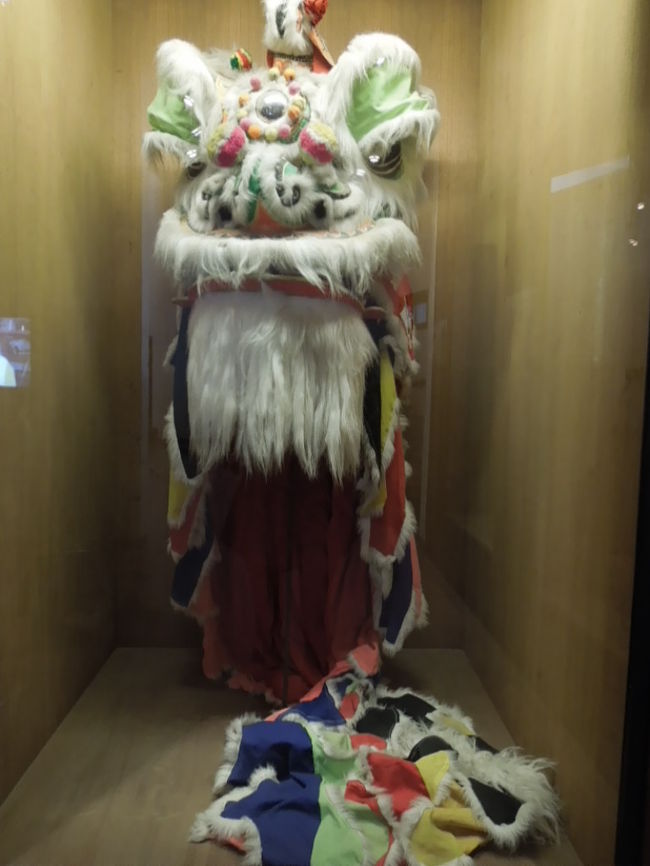 獅子舞。本当中国っぽい