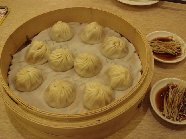 やっぱり小籠包は外せないですね。割高だとか賛否両論ありますが、素直に美味しいと思います。