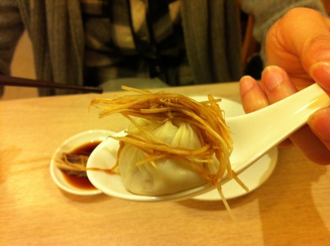 たっぷり生姜を乗せて・・・。PCの待ち受けにしようかな。<br /><br />生姜は足りなくなったら店員さんに言って追加しましょう。（言わなくても持ってきてくれる時もあります）