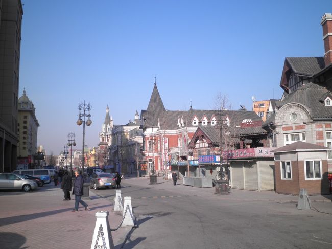 旧ロシア人街の街並み、広くて歩き易い道路でした、早い時間だからと思いますが、観光客は少なかったです