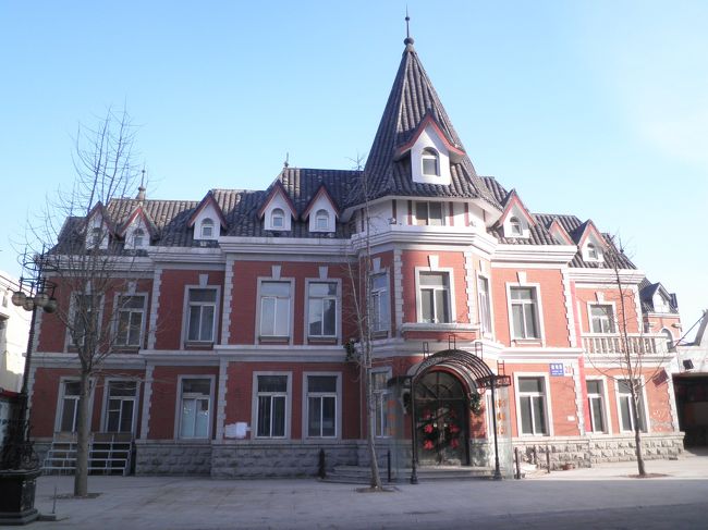 旧ロシア人街にあるロシア風建築の建物