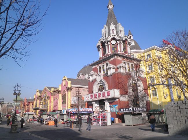 旧ロシア人街の街並み、ロシア風建築の建物が並んであります