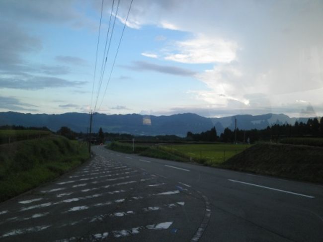 所々明るく開けたところに出たりも。