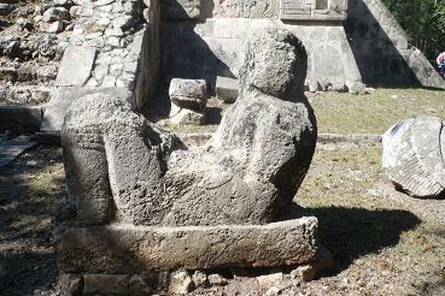 これにも生け贄の心臓を捧げたのでしょうか。