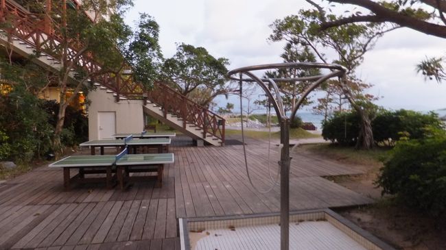 ツアーデスク脇から外へ出てみましょう。