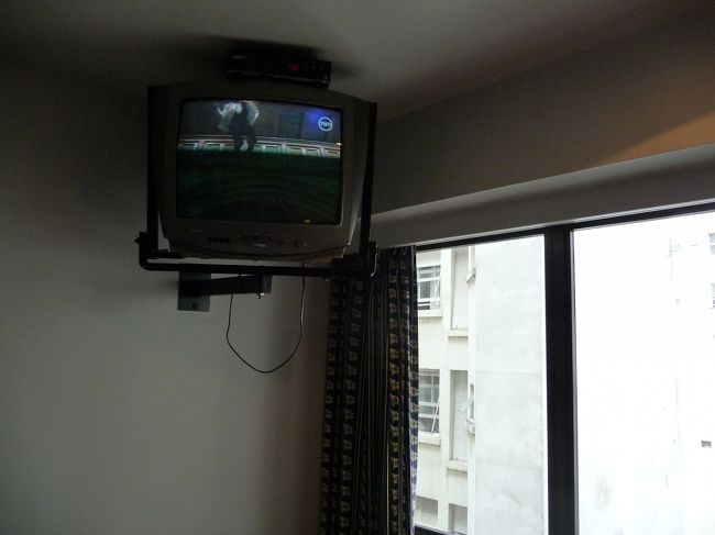 テレビも古い。