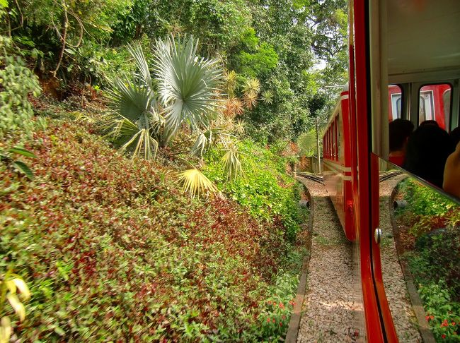 乗り込んで出発〜！！<br /><br /> <br />