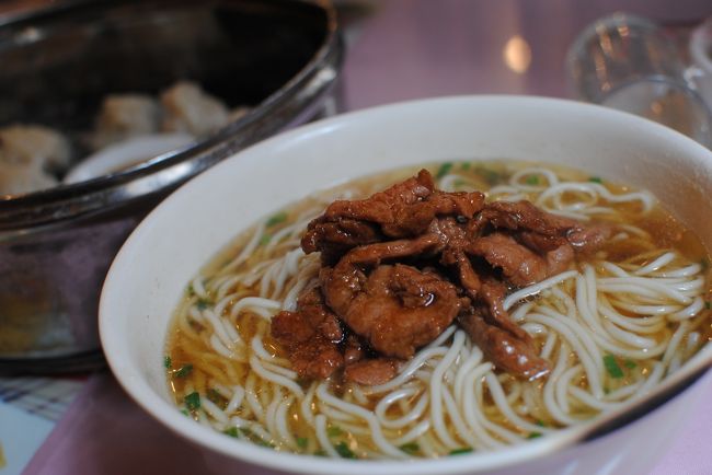 同店で注文した麺も美味くなかった。<br />やっぱり中華系の食べ物は台湾の圧勝なのか・・・上海ダメか・・・。