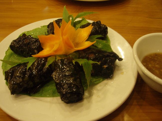 牛肉の葉巻<br /><br />ベトナムで食べたい物の一つ<br /><br />やはり美味しい