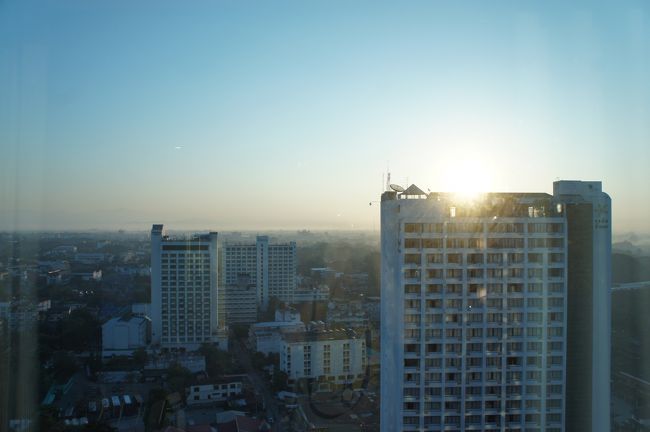 チェンマイ ル・メリディアン チェンマイ　 25,685円(2泊)<br /><br />ホテルからの風景<br />