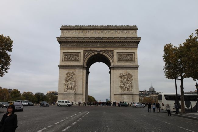 欧州旅行16日目】 パリ有数の観光名所 「Arc de Triomphe de l