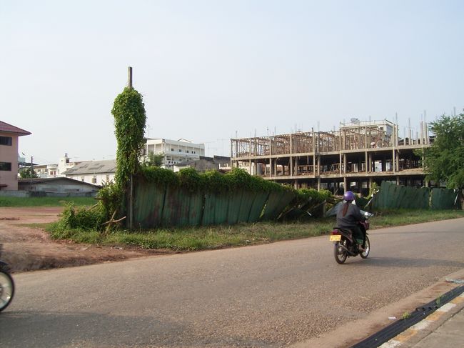 ホテル周辺の様子。なんもないぞ。