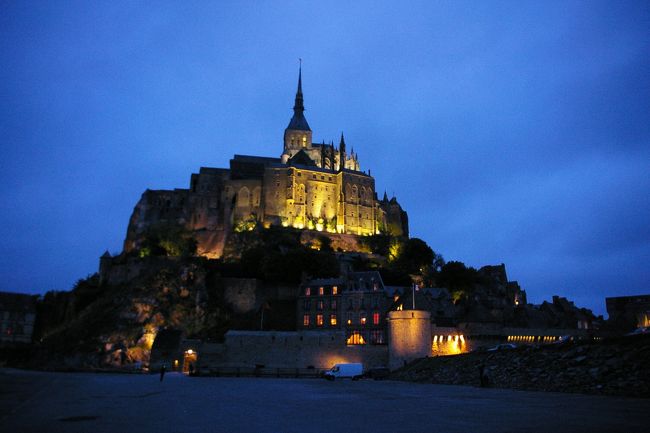 おおおおおおおおお！！！！<br />綺麗！素敵！寒い！寒い！とにかく寒い！！！<br /><br />見に来ている観光客の方は皆さん日本の方でした。<br />そこかしこで日本語が飛び交っていて笑ってしまいました。<br /><br />夜景はあまりうまく撮れなくて残念。<br />でも、あの場所に立ち、見れたことがほんとに感動的でした。<br />