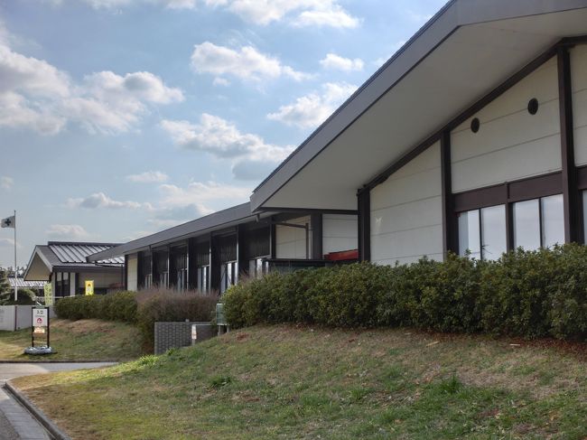 まず、資料館へ