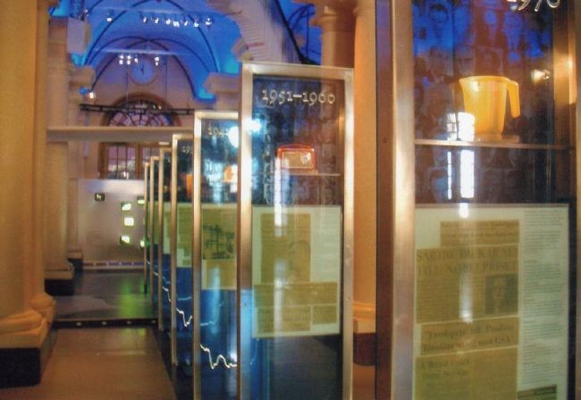 中は博物館にしては小さな作りで<br />ある意味じっくり鑑賞できました