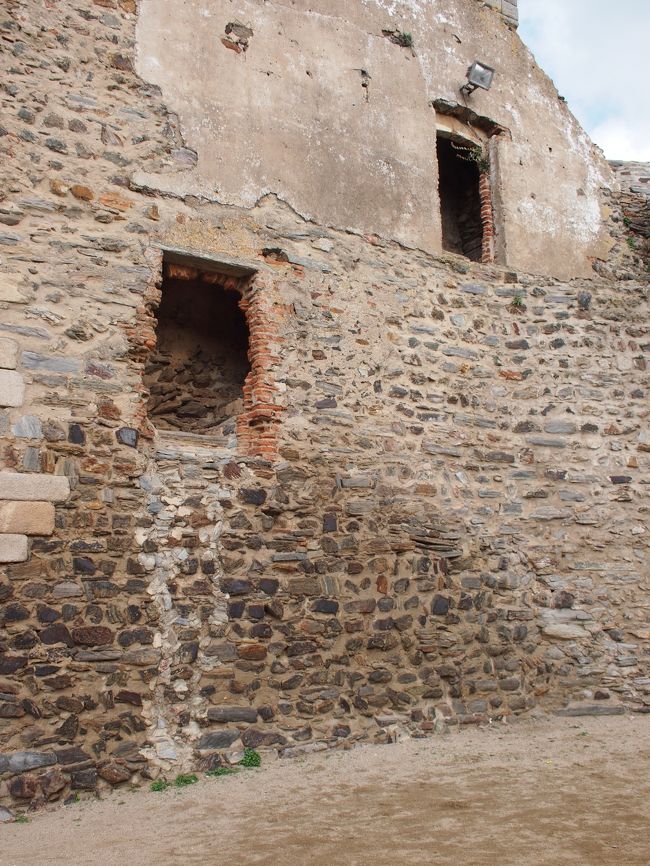 闘牛場に入ります。