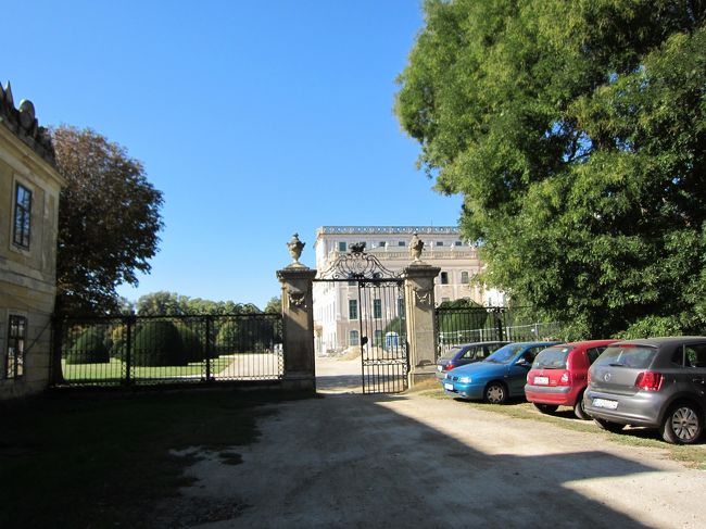 こんな門に着きます★<br /><br />ここから中に入ると、、、