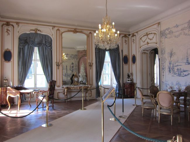 けっこうのんびりなガイドでした。<br />宮殿は、、、そこそこです(笑)