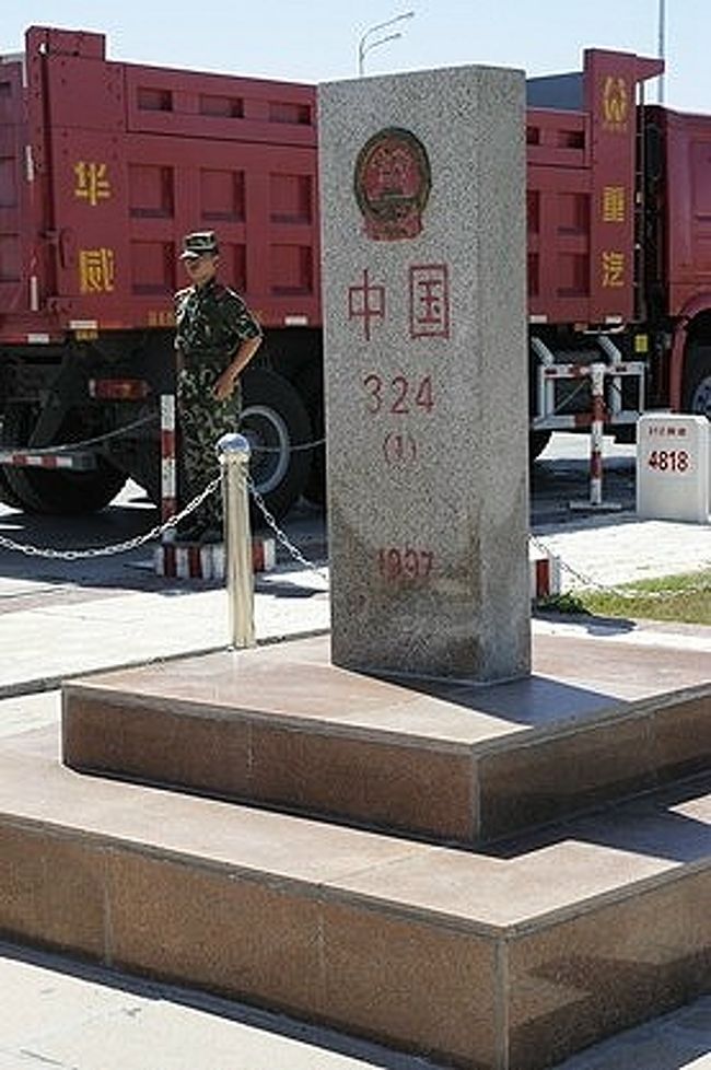★夏の北新疆(11)現地ツアーでサイラム・ノールとコルガス国境ゲートへ行ってみる