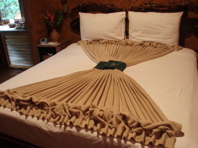 そしてホテルに戻るとベッドメーキング。癒される。