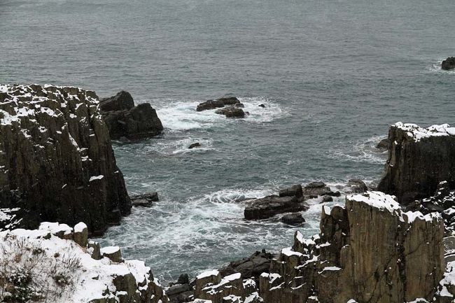 今でも自殺希望者がここから飛び込むためにやってくることがあるそうなのですが、<br />いざここから飛び込むことを想像すると恐ろしくて私には出来ません。<br /><br />