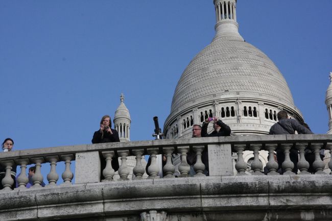 サクレクール寺院と似顔絵画家のテルトル広場2011⑲Montmartre