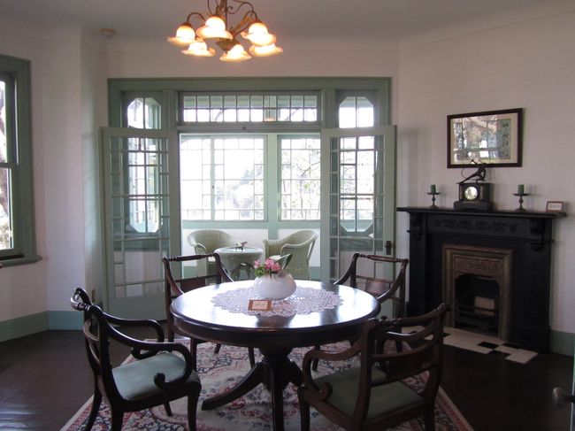 <br /><br />サロン