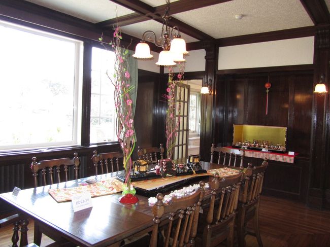 <br /><br /><br /><br />食堂のテーブルコーディネート