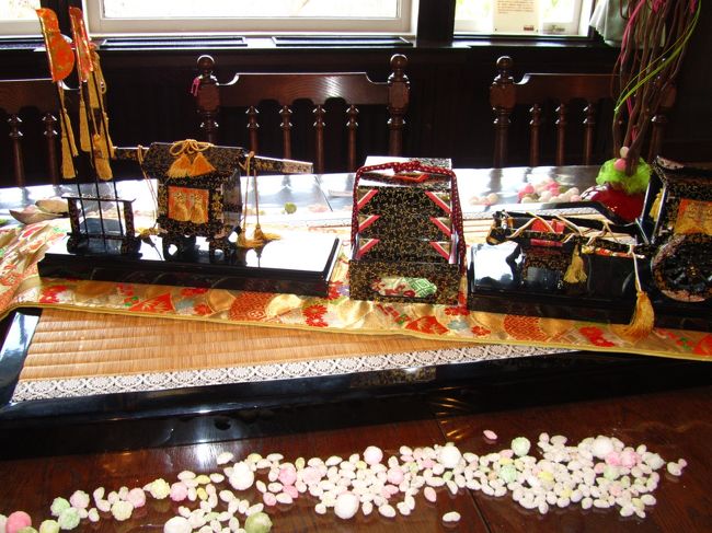 <br /><br />牛車とお籠