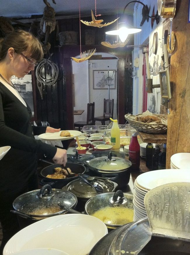 ビュッフェのランチ。