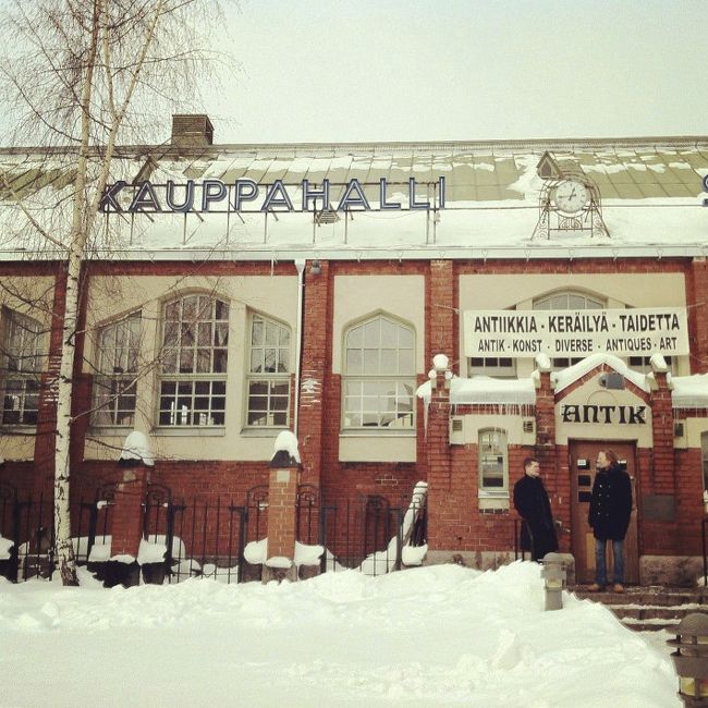 アンティーク市場につれていってもらいました。