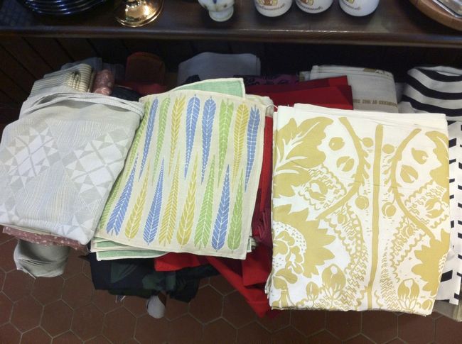 マリメッコの古い布なども！