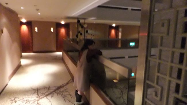 ついつい、立ち止まり・・・<br /><br />眺めて、いや、嗅いでしまう。