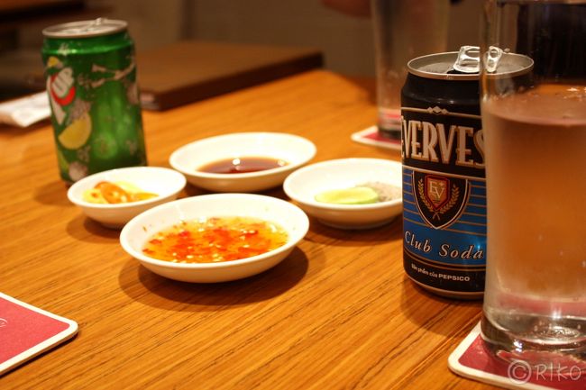 国営百貨店でお買い物をした後はお待ちかねの夕食ホアンイエンへ