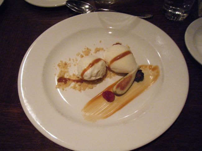 アイスクリーム キャラメルソース