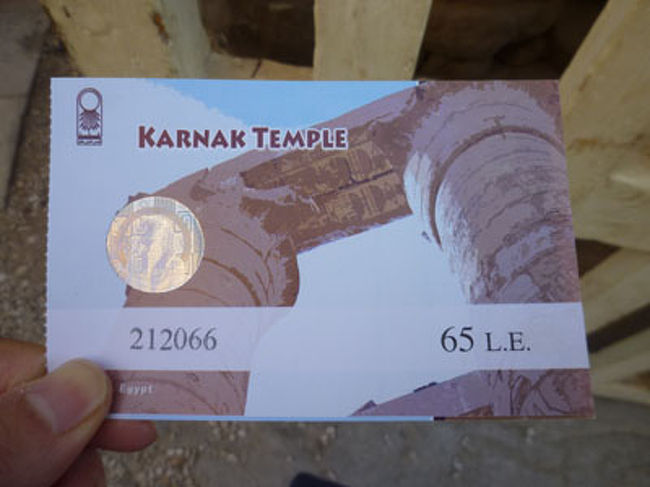 神殿に入るためのチケット