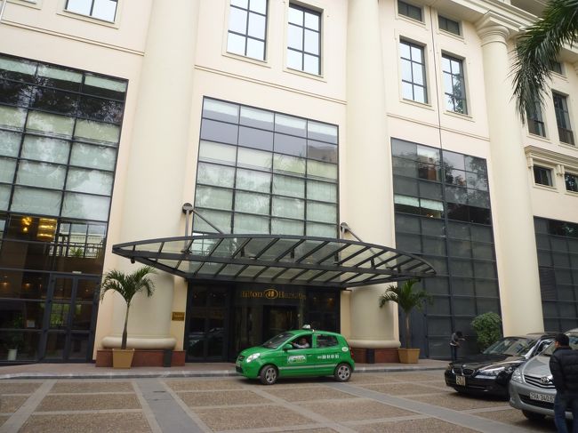 ホテルメイン出入口