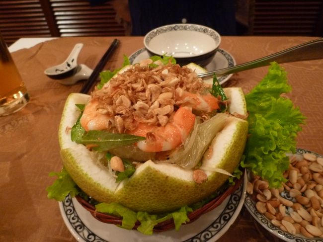 ザボンサラダ<br />※ピーナッツとエビがあいまって旨いです。