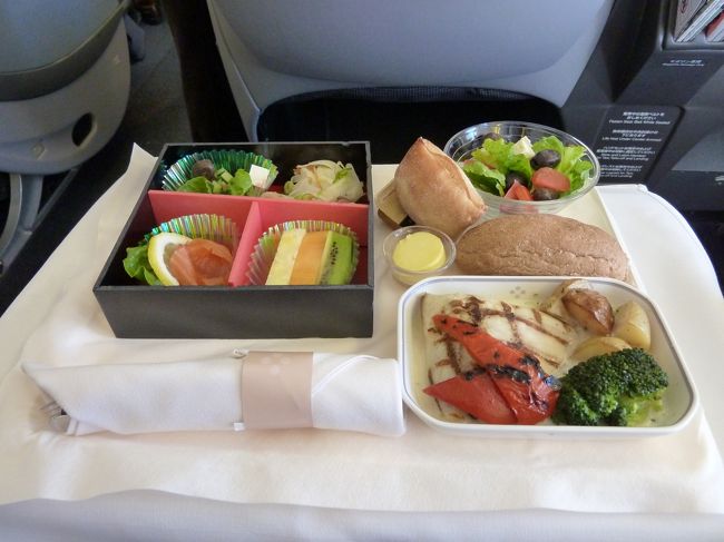 ←オーストラリア風です。悪くはないですが、OZ風の食事はOZで食べ収めておくのが良いかなと。バラマンディは美味しかったですが、カンガルーのプロシュートがあまり口に合いませんでした。あくまでも個人の感想です。