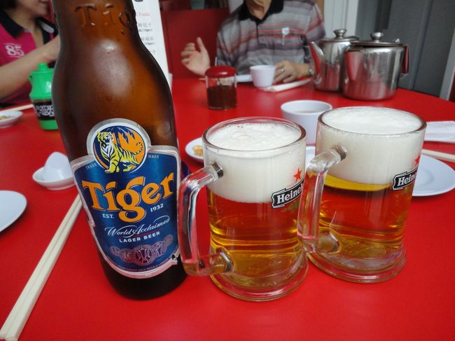 やっぱりエアコン付いている店内で<br />冷えたビール飲むのって良いわぁ〜♪