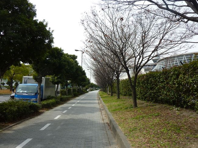 ここから鶴見緑地まで自転車