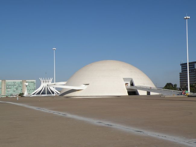 国立博物館とカテドラル・メトロポリターナ